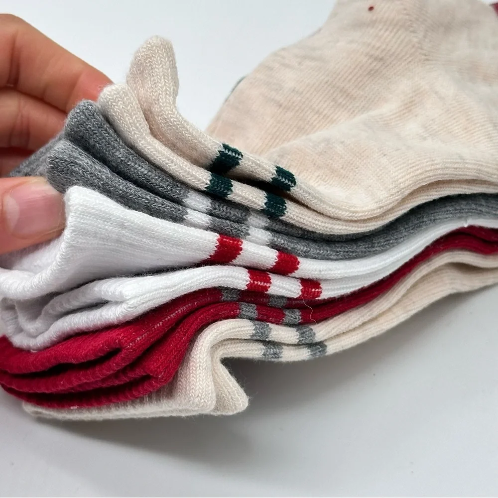 Rae Dunn 5-pack Ladies Short Crew Socks Holiday Christmas Limited Edition